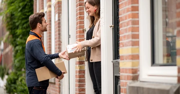 Send your parcel by registered mail | PostNL